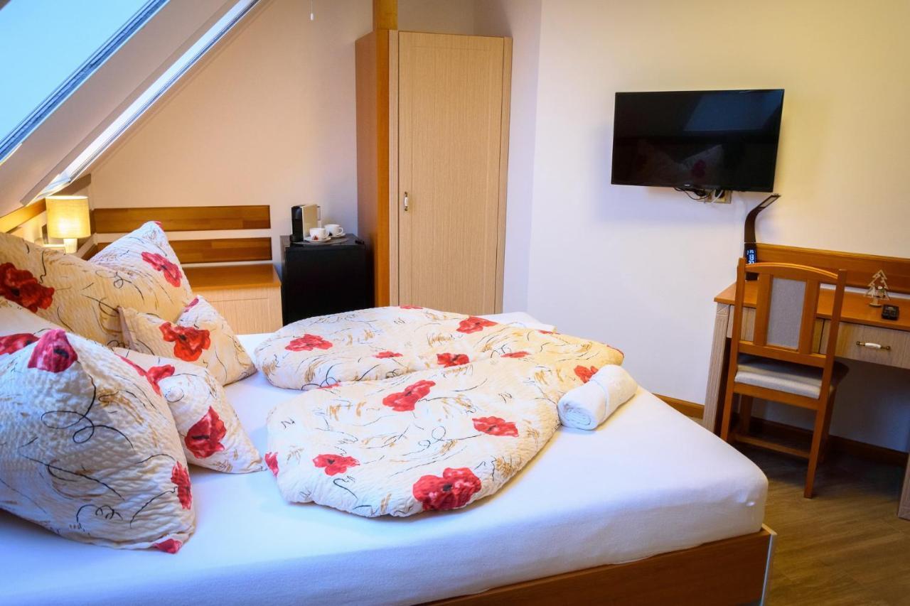 Tulipan Vendeghaz Hotell Orvenyes Eksteriør bilde